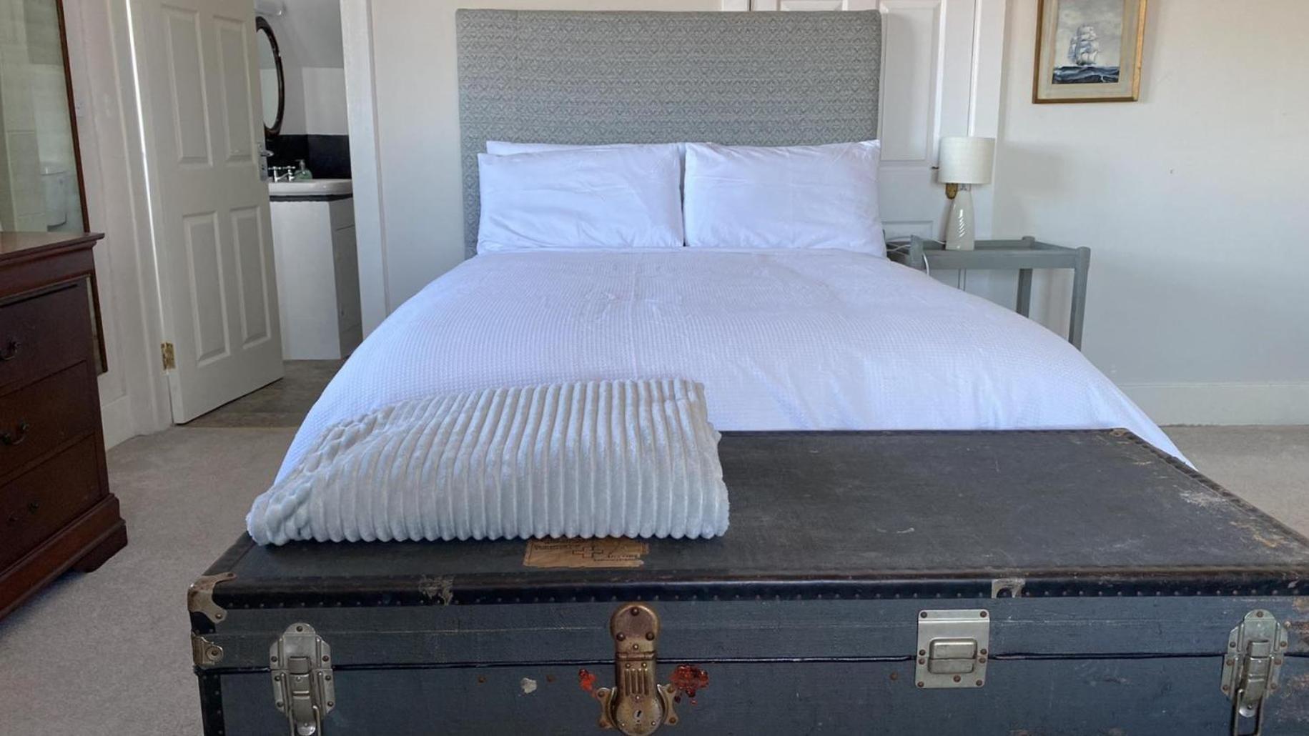 Drop Anchor House, Spacious 3 Bedroom Apartment, Fabulous Sea Views Cleggan Εξωτερικό φωτογραφία